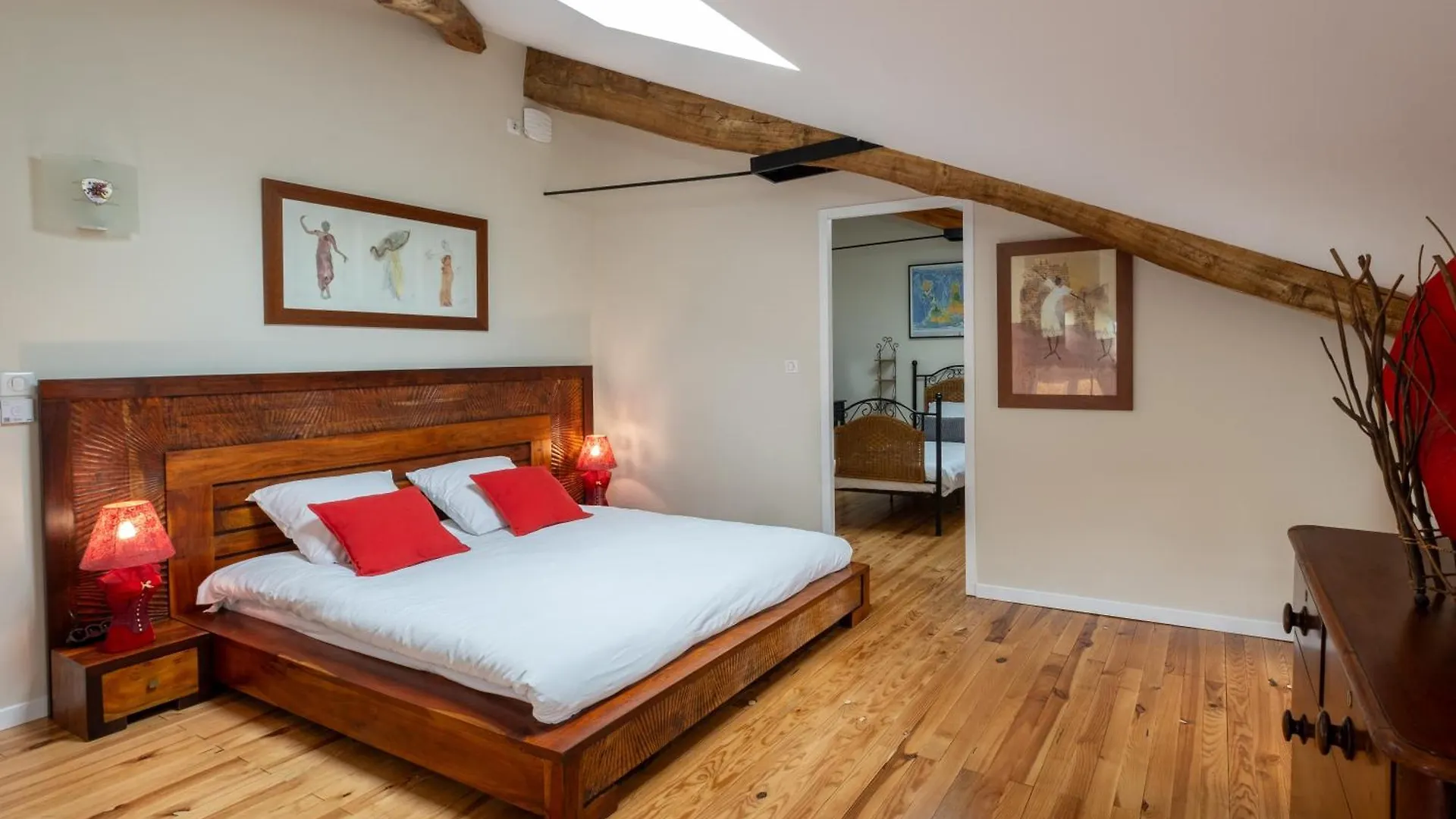 Parc De Coulassy Negrepelisse Bed & Breakfast