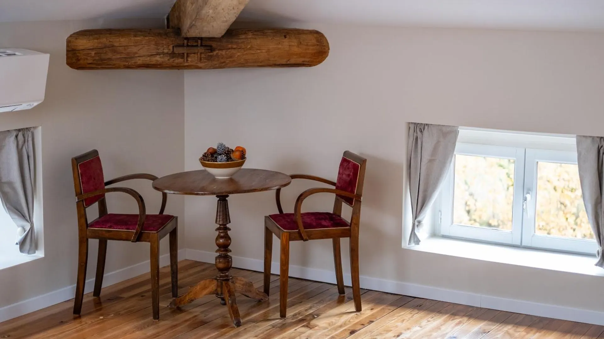 Parc De Coulassy Negrepelisse Bed & Breakfast