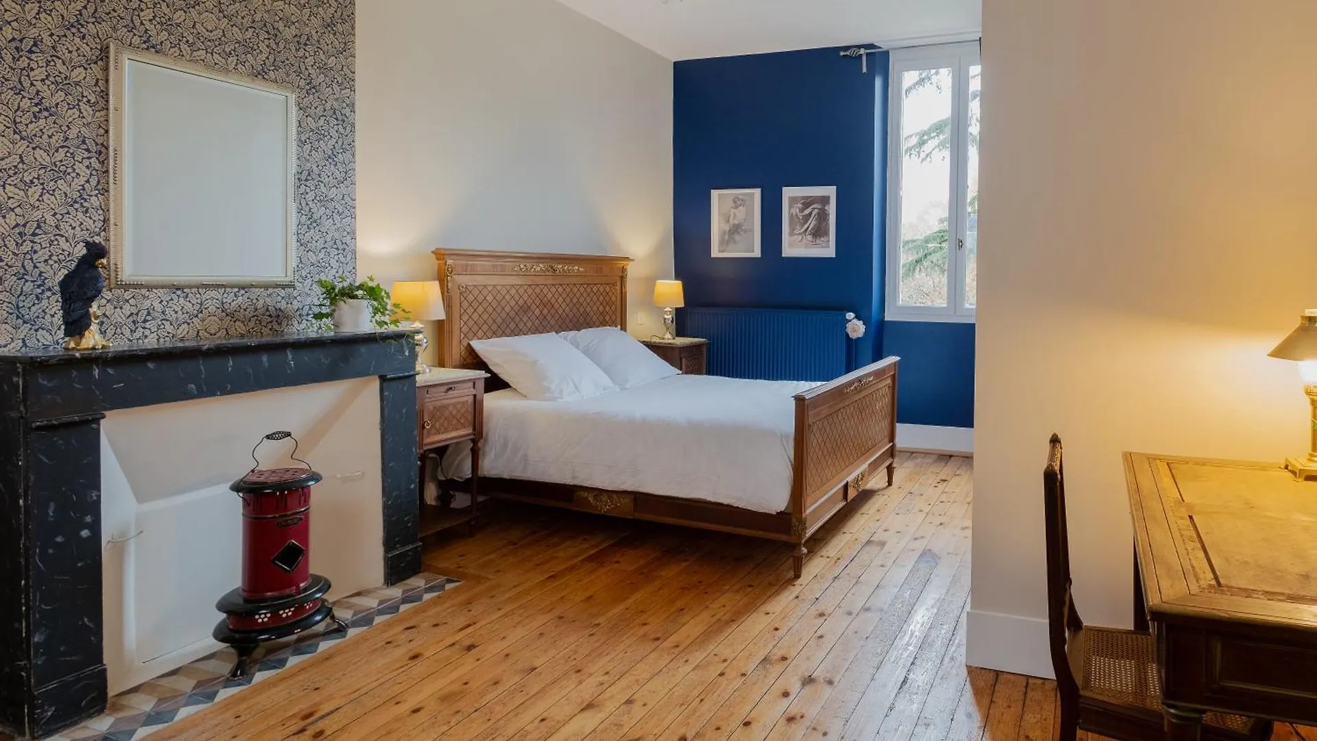 Parc De Coulassy Negrepelisse Bed & Breakfast